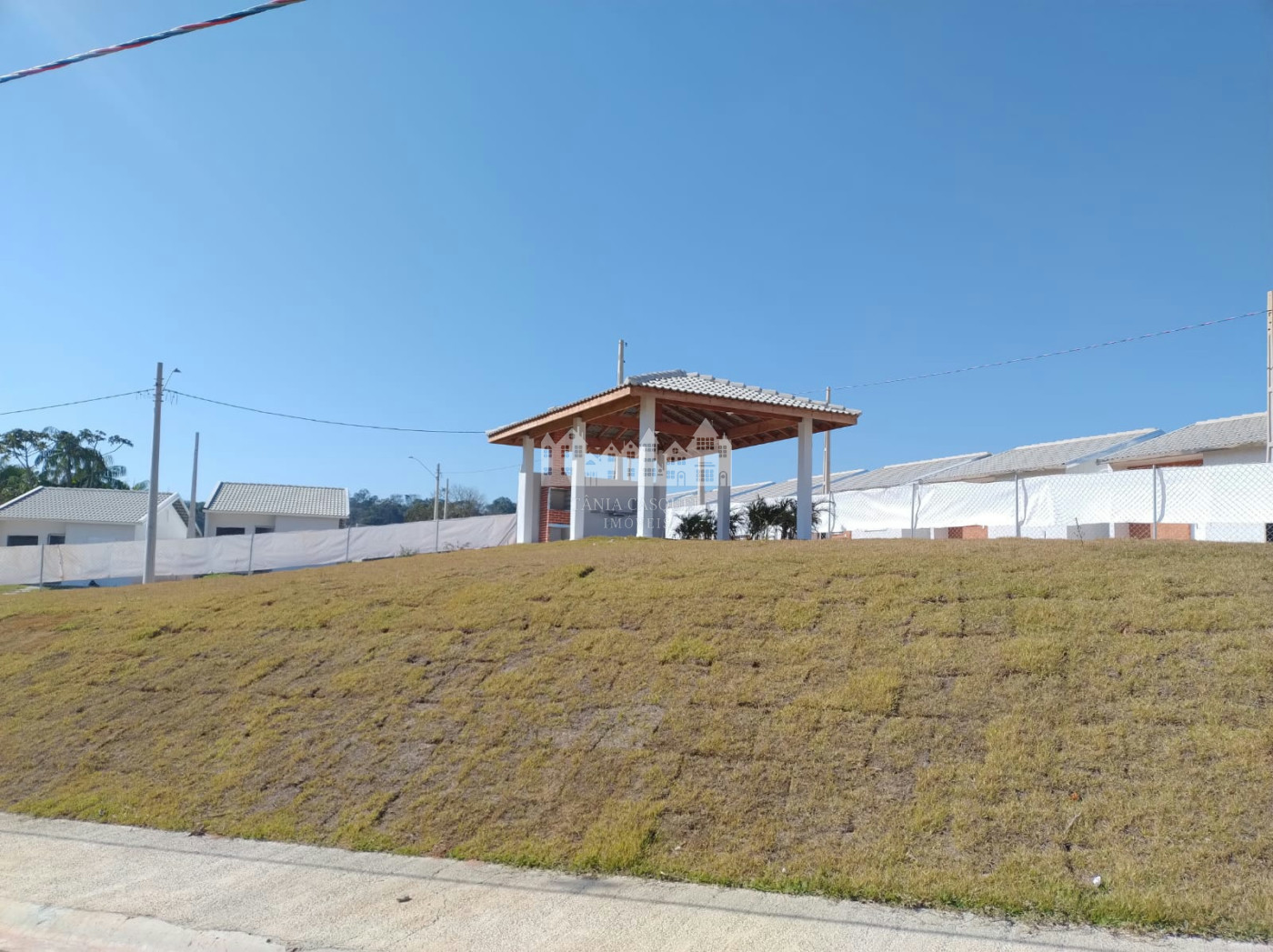 Casa à venda com 2 quartos em Caetetuba, Atibaia, SP