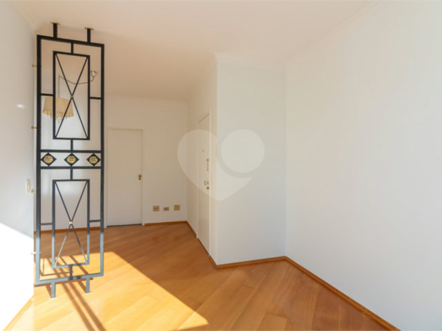 Apartamento à venda com 2 quartos, sendo 1 suíte,  em Itaim Bibi, São Paulo, SP