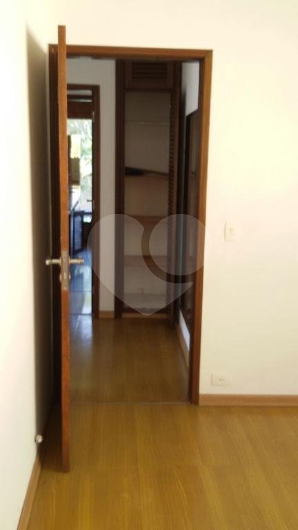 Casa à venda com 3 suítes em Vila Albertina, São Paulo, SP