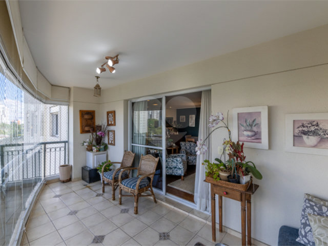 Apartamento à venda com 3 quartos, sendo 2 suítes,  em Jardim Marajoara, São Paulo, SP