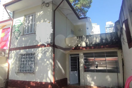 Sobrado à venda com 3 quartos em Pinheiros, São Paulo, SP