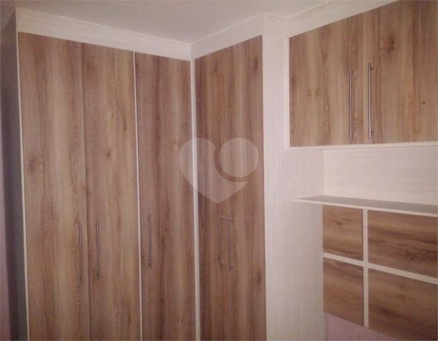 Apartamento à venda com 2 quartos em Jardim Itamarati, Poá, SP