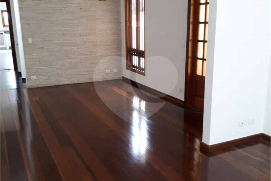 Sobrado à venda com 3 suítes em Mandaqui, São Paulo, SP