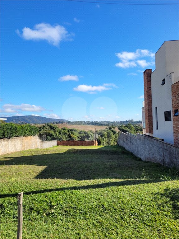Terreno à venda no condomínio Village Ipanema 1, Araçoiaba da Serra - SP
