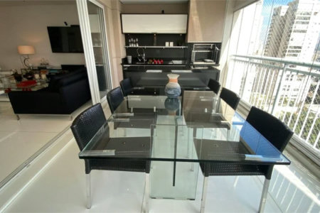 Apartamento à venda com 3 suítes em Vila Romana, São Paulo, SP