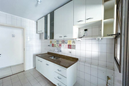 Apartamento à venda com 3 quartos, sendo 1 suíte,  em Planalto Paulista, São Paulo, SP
