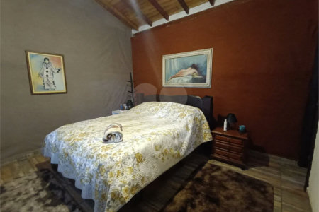 Chácara à venda com 5 quartos, sendo 3 suítes, em Vila Darcy Penteado (mailasqui), São Roque, SP