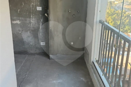 Apartamento à venda com 1 suíte em Cidade Nova Arujá, Arujá, SP