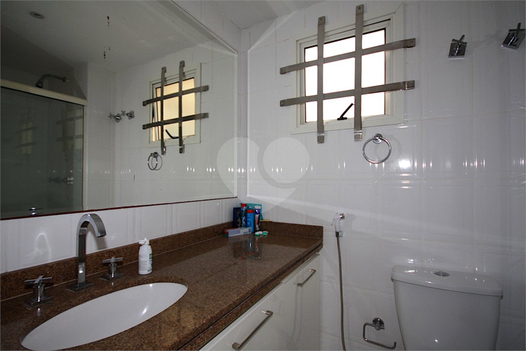 Apartamento à venda com 2 quartos, sendo 1 suíte, em Pinheiros, São Paulo, SP