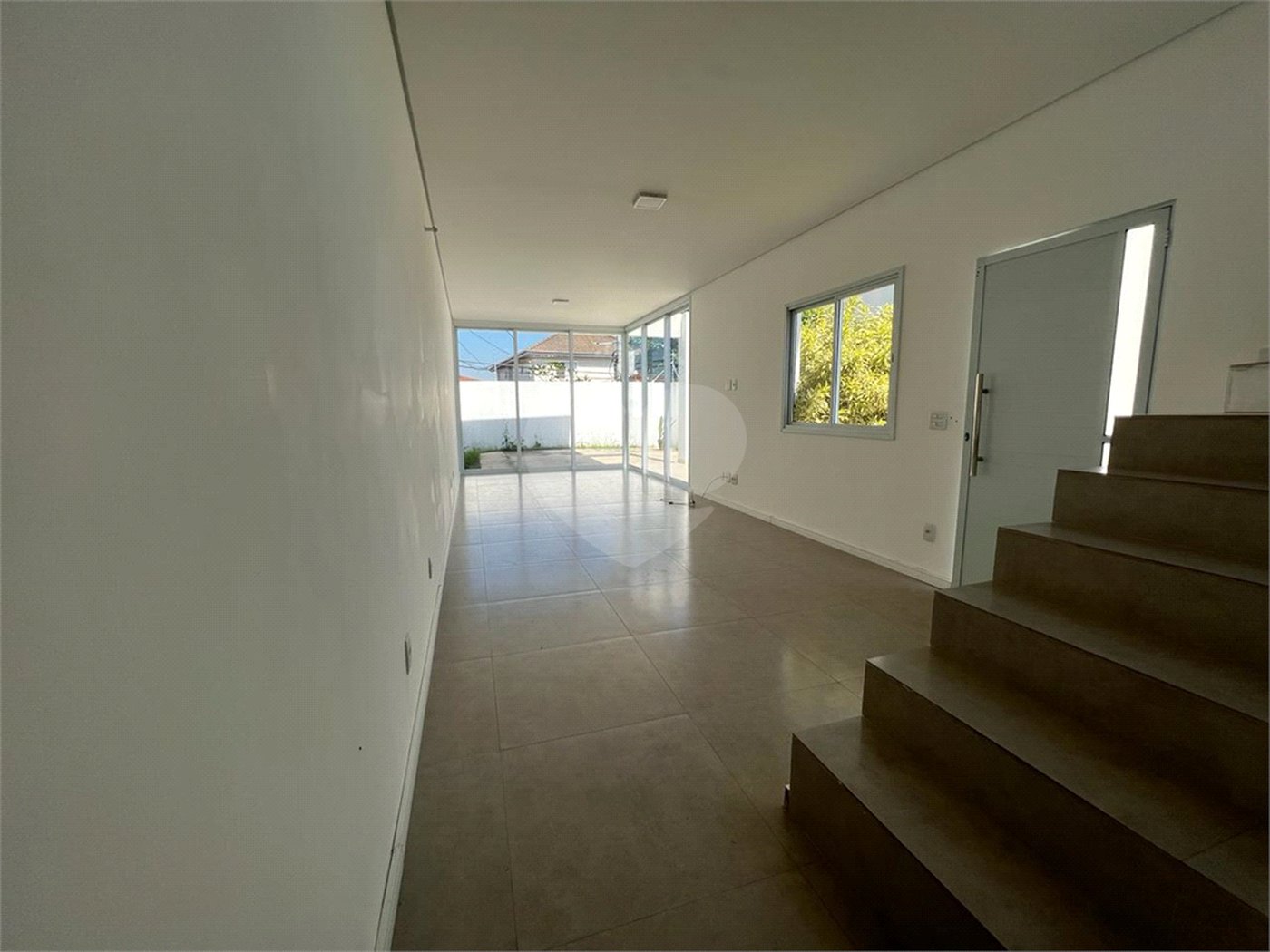 Casa à venda com 3 quartos, sendo 1 suíte, em Jardim Semiramis, Cotia, SP