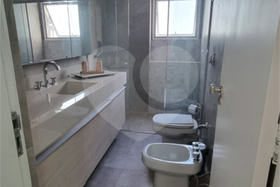 Apartamento à venda com 3 quartos, sendo 1 suíte, em Bela Vista, São Paulo, SP