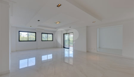 Apartamento à venda com 4 suítes em Jardim Marajoara, São Paulo, SP