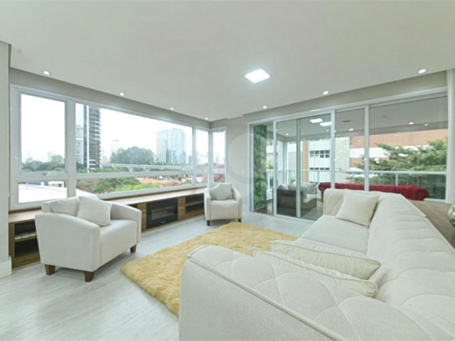 Apartamento à venda ou para alugar com 3 suítes em Brooklin, São Paulo, SP