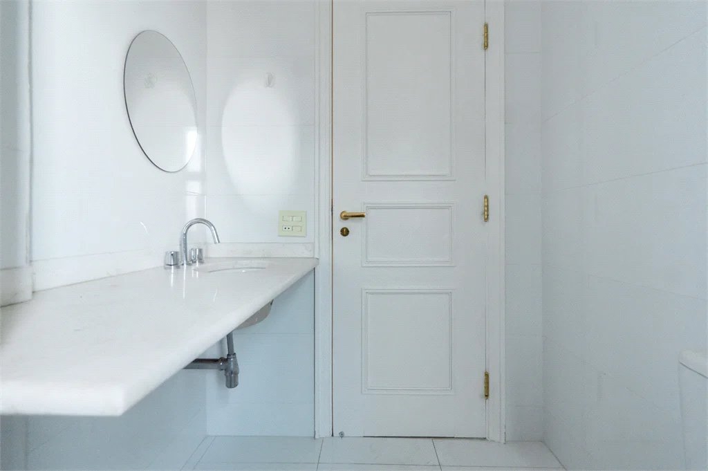 Duplex à venda com 6 quartos, sendo 4 suítes, em Alto de Pinheiros, São Paulo, SP