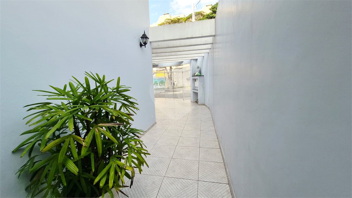 Casa à venda com 3 suítes em Jardim das Vertentes, São Paulo, SP