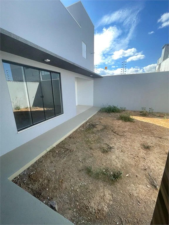 Casa à venda com 3 quartos, sendo 1 suíte, em Loteamento Jardim Europa, Balsas, MA