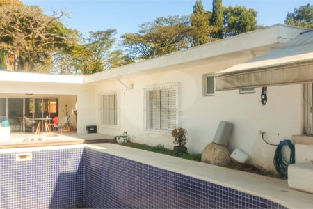 Casa à venda ou para alugar com 5 suítes em Granja Julieta, São Paulo, SP