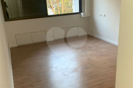 Apartamento à venda com 3 suítes em Paineiras do Morumbi, São Paulo, SP