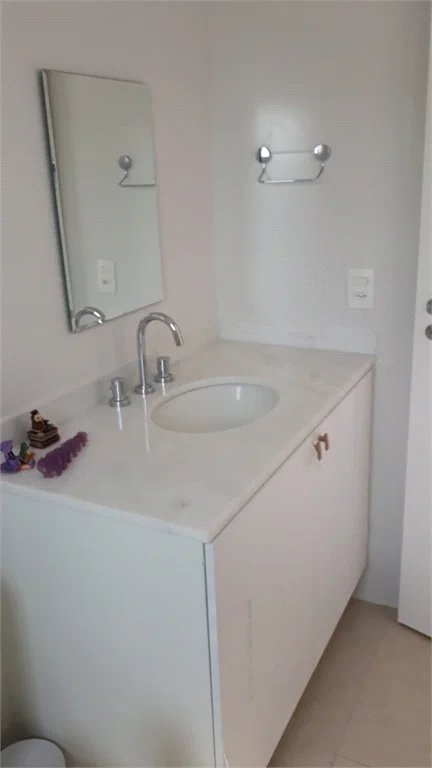 Apartamento à venda com 2 quartos, sendo 1 suíte, em Vila Anastácio, São Paulo, SP