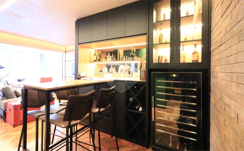 Apartamento à venda com 2 suítes em Indianópolis, São Paulo, SP