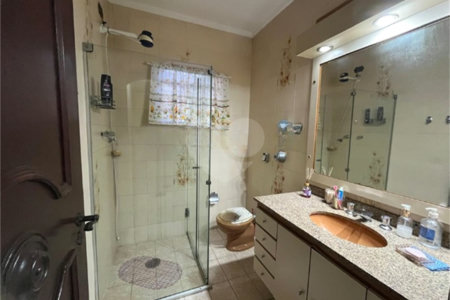 Casa à venda com 4 quartos, sendo 2 suítes, em Vila Rosália, Guarulhos, SP