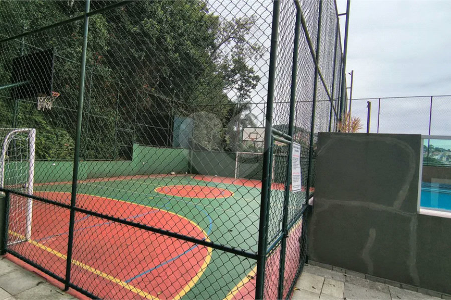 Casa à venda com 4 quartos, sendo 3 suítes, no condomínio Da Serra, São Paulo - SP