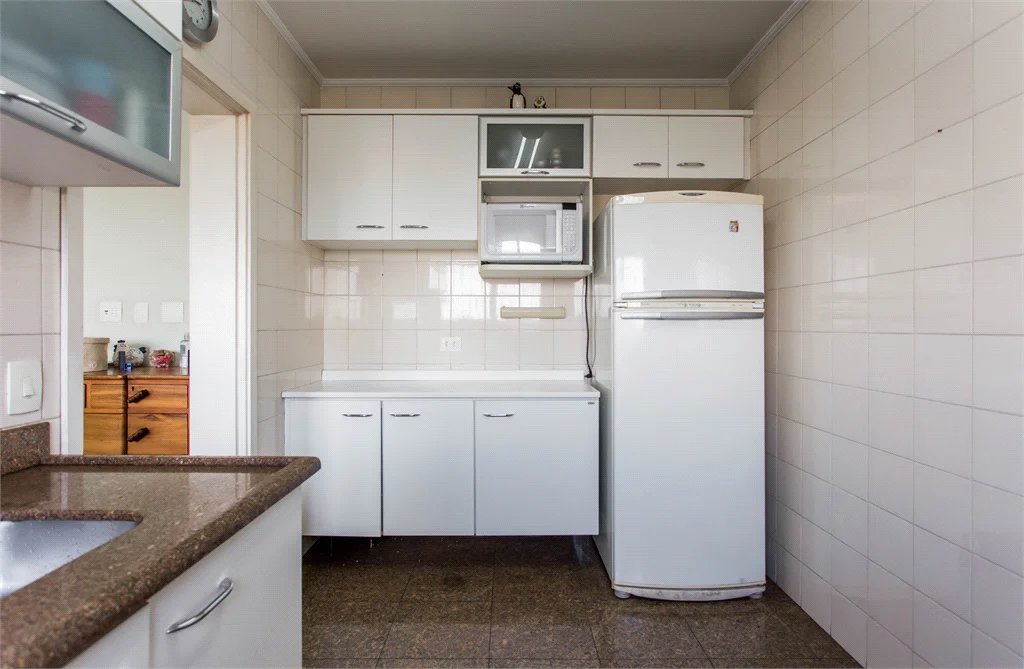 Apartamento à venda com 4 quartos, sendo 3 suítes,  em Jardim Londrina, São Paulo, SP