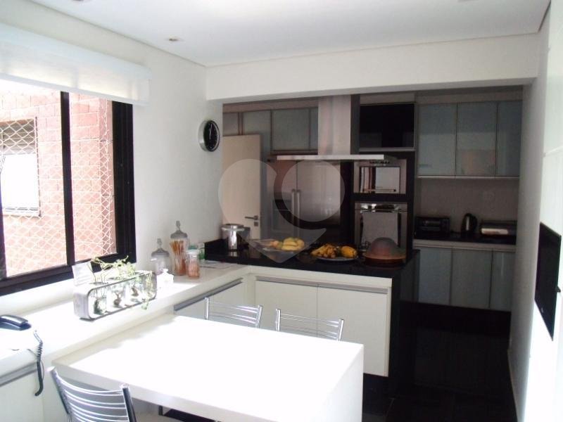 Apartamento à venda com 4 suítes em Jardim Vitória Régia, São Paulo, SP
