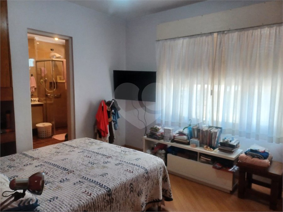 Sobrado à venda com 4 quartos, sendo 1 suíte, em Planalto Paulista, São Paulo, SP
