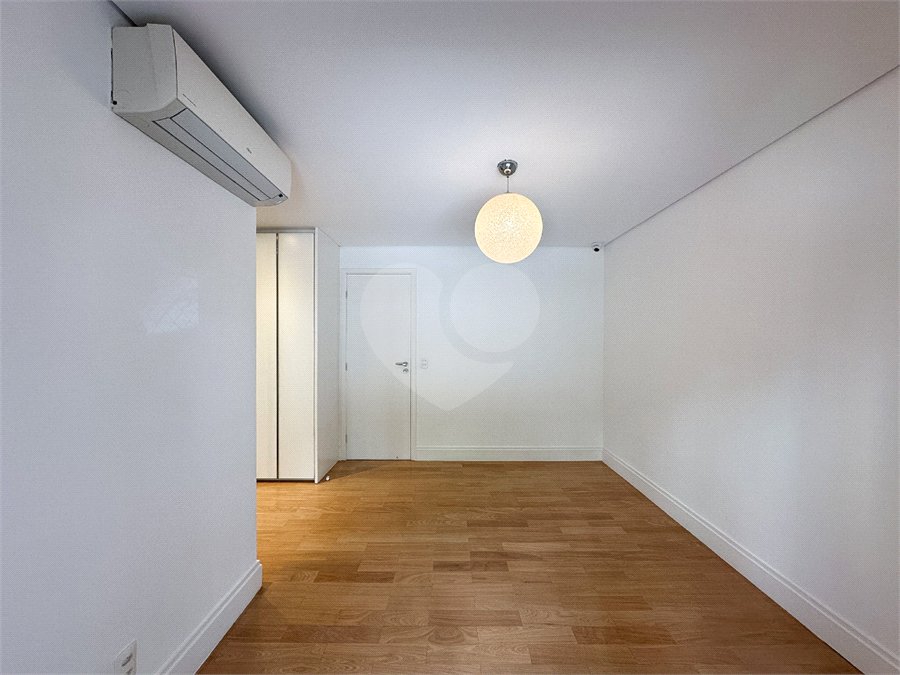 Casa à venda com 4 suítes no condomínio Quadra Real Campo Belo, São Paulo - SP
