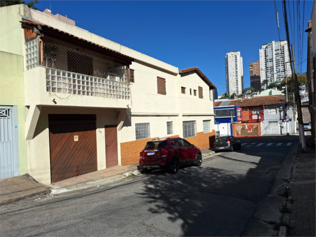 Sobrado à venda com 5 quartos, sendo 1 suíte,  em Santana, São Paulo, SP