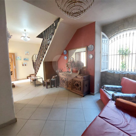 Casa à venda com 5 quartos, sendo 2 suítes, em Tijuca, Rio de Janeiro, RJ