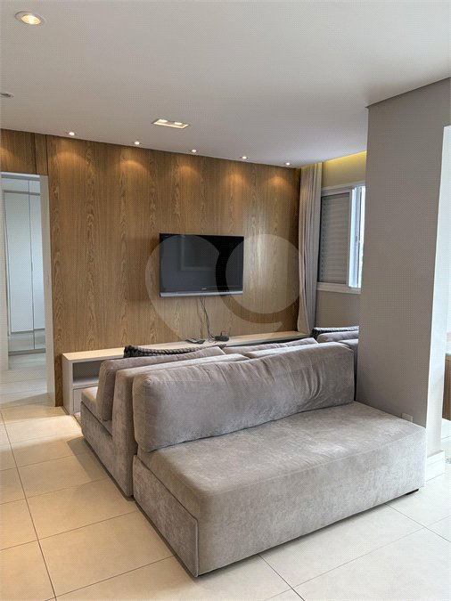 Apartamento à venda com 2 quartos, sendo 1 suíte,  em Vila Romana, São Paulo, SP