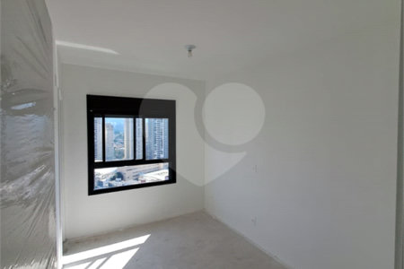 Apartamento à venda com 3 suítes, em Alphagran Alphaville, Barueri, SP
