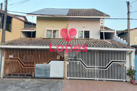 Casa à venda com 3 quartos, sendo 2 suítes, em Jardim das Indústrias, São José dos Campos, SP