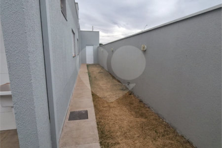 Casa à venda com 3 quartos, sendo 1 suíte, em Campos Ville, Araraquara, SP