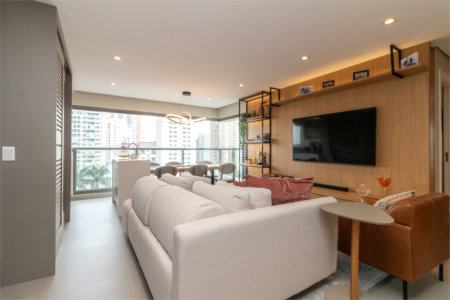 Apartamento à venda com 2 suítes em Santo Amaro, São Paulo, SP
