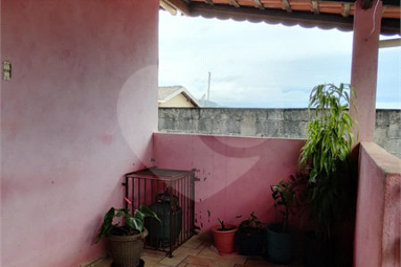 Casa à venda com 3 quartos, sendo 1 suíte, em Vila Santa Helena, Atibaia, SP
