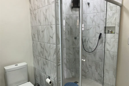 Casa à venda com 3 suítes em Jardim Leonor, São Paulo, SP