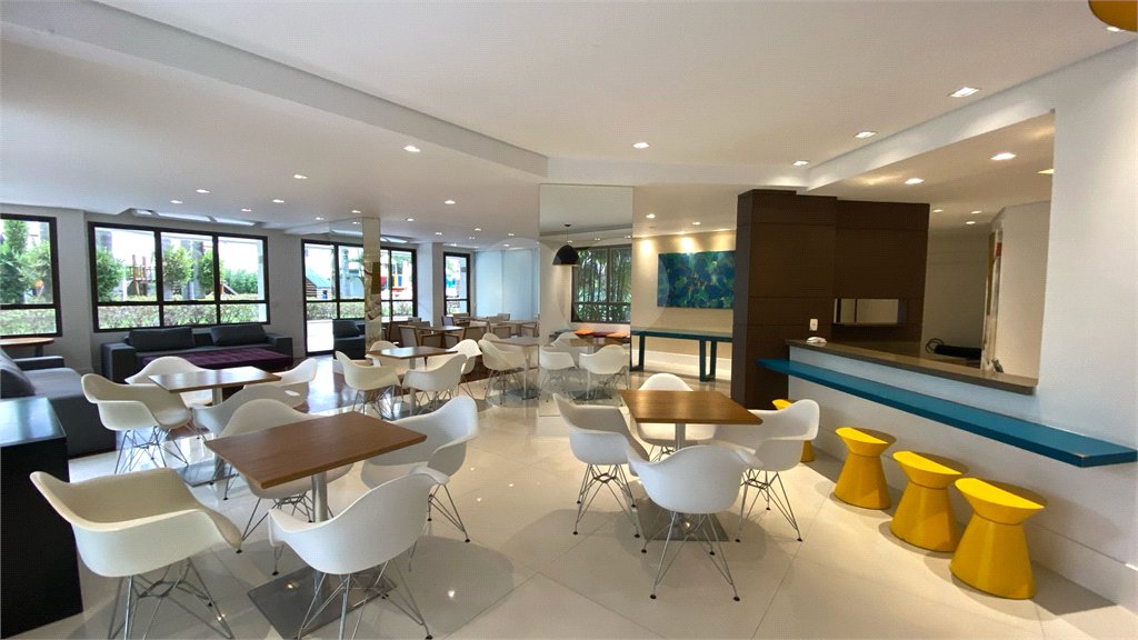 Apartamento para alugar com 3 suítes em Chácara Santo Antônio, São Paulo, SP