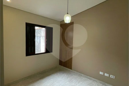 Casa para alugar com 3 quartos, sendo 1 suíte, no condomínio Florenz, Mogi das Cruzes - SP