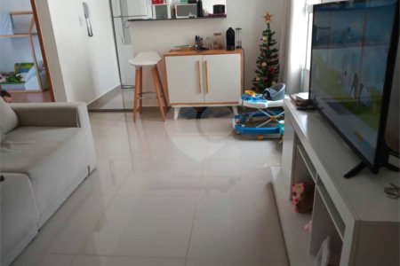 Apartamento com 2 dormitórios