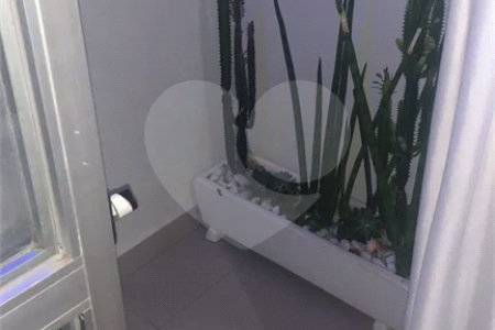 Apartamento à venda com 2 quartos em Parque Vitória, São Paulo, SP