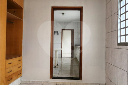 Casa à venda com 2 quartos, sendo 1 suíte, em Vila Suconasa, Araraquara, SP