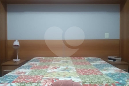 Sobrado à venda com 3 quartos, sendo 1 suíte,  em Vila do Castelo, São Paulo, SP