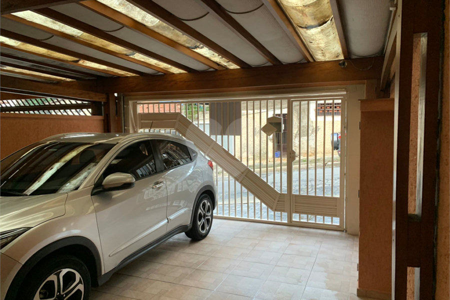 Sobrado à venda com 3 quartos, sendo 1 suíte, em Tremembé, São Paulo, SP