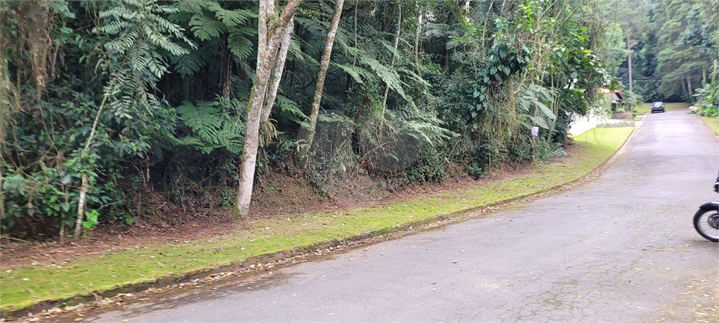 Terreno à venda no condomínio Alpes da Cantareira, Mairiporã - SP