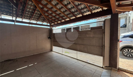 Casa à venda com 2 quartos, sendo 1 suíte, em Nova Cerejeira, Atibaia, SP