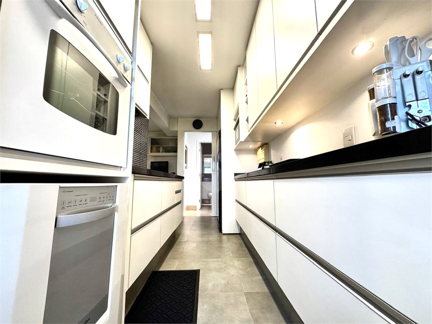 Apartamento à venda com 2 suítes em Parque do Morumbi, São Paulo, SP