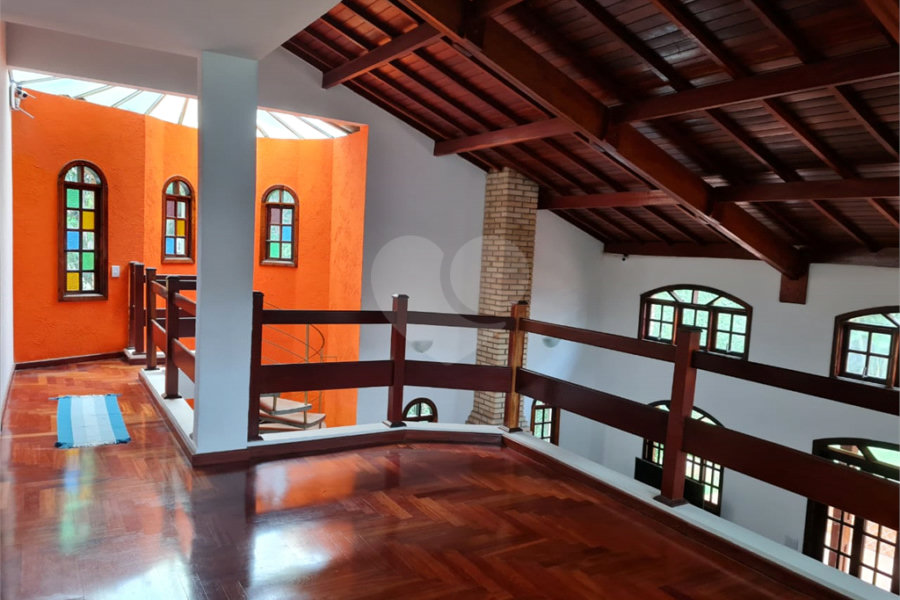 Sobrado à venda com 4 quartos, sendo 1 suíte,  em Jardim Leonor Mendes de Barros, São Paulo, SP